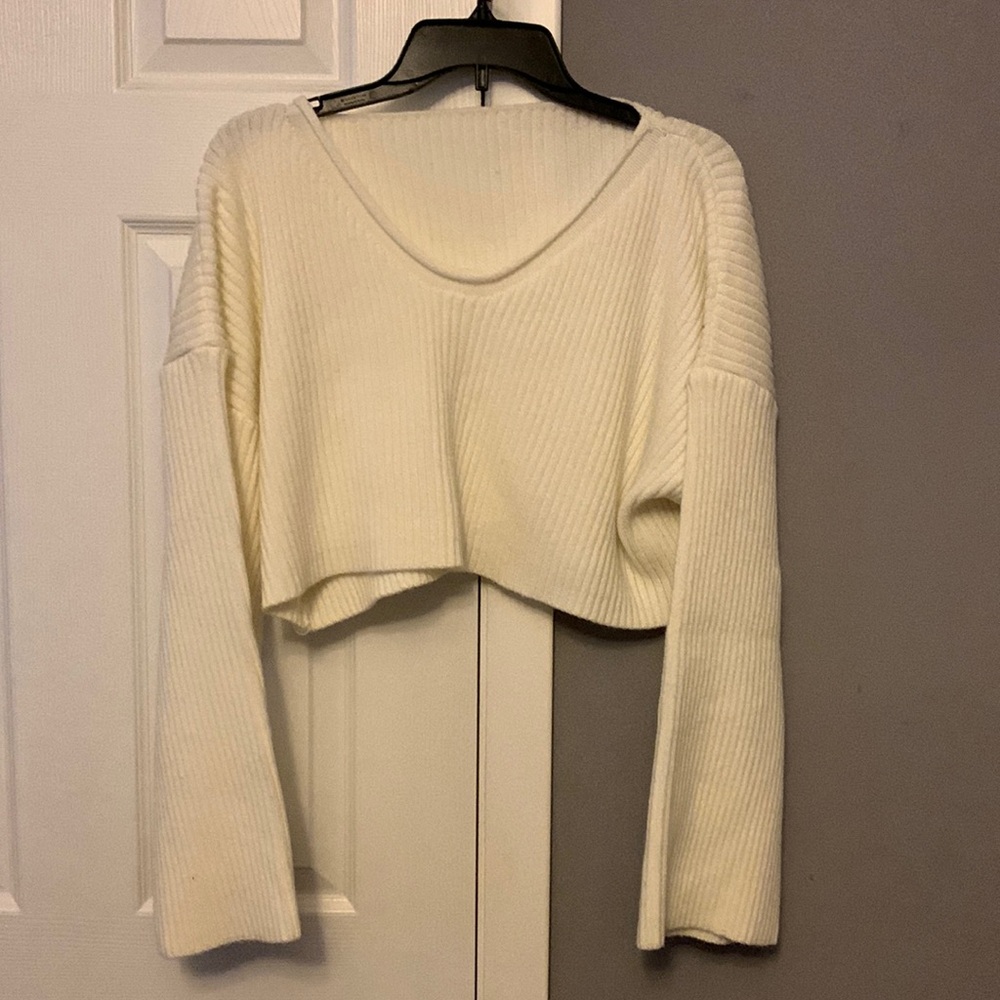 Cropped sweater